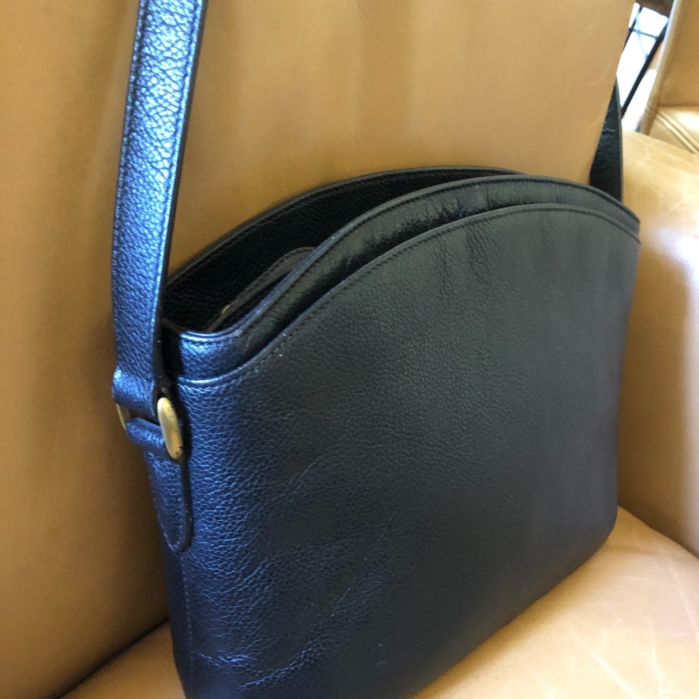COACH vintage black pebble leather purse.